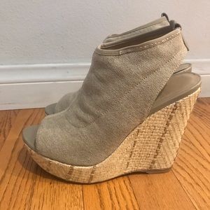 Stuart Weitzman Canvas Espadrilles 6.5